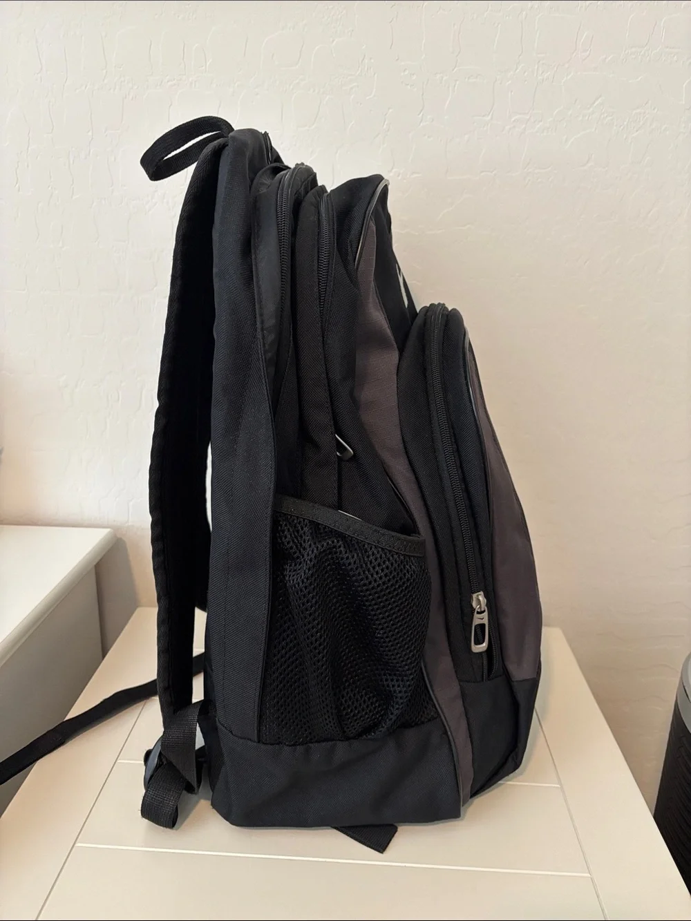 Nike Men's Black and Gray Two-Tone Backpack